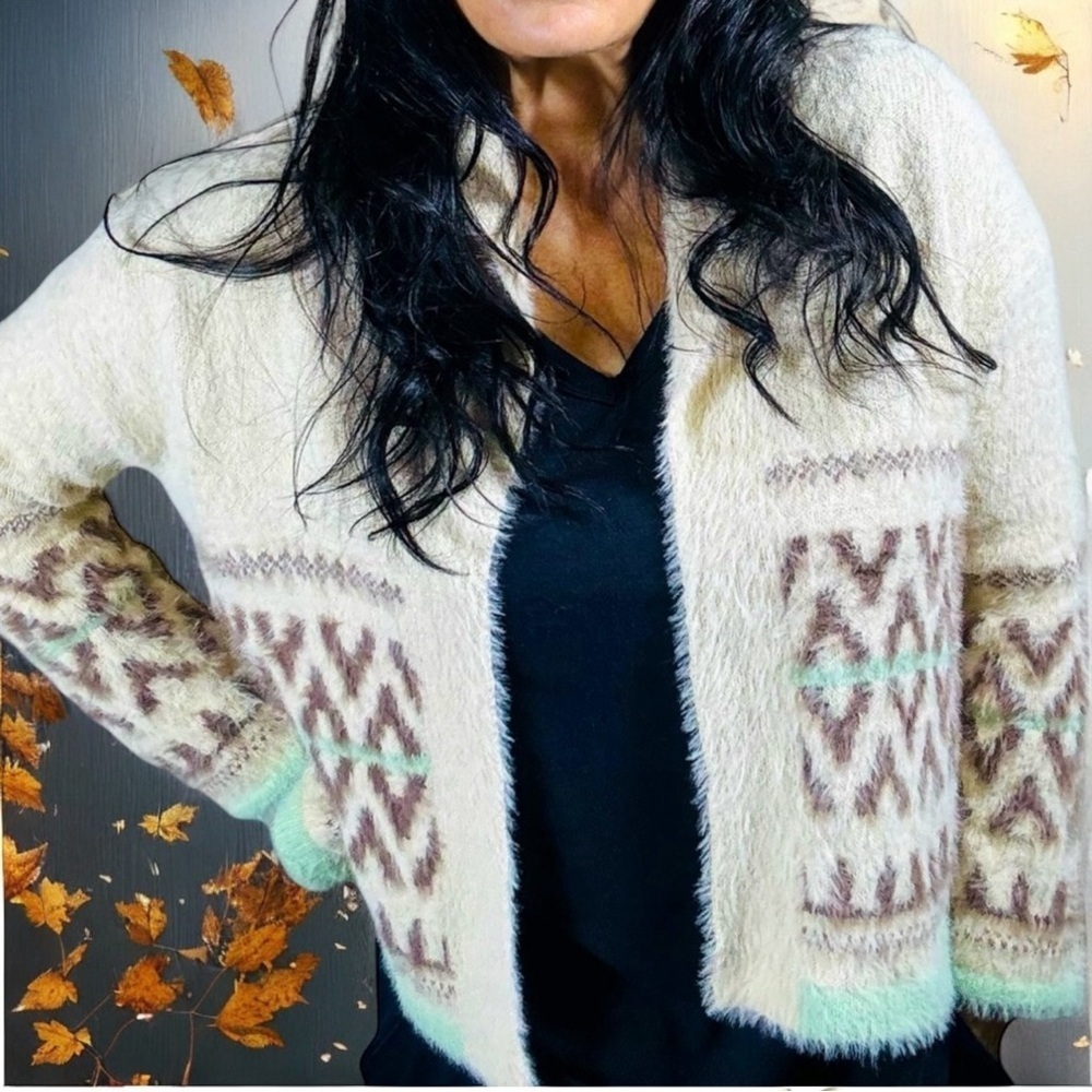 Luxury Soft Fuzzy Cardigan Cream with mint green Women's Size PS